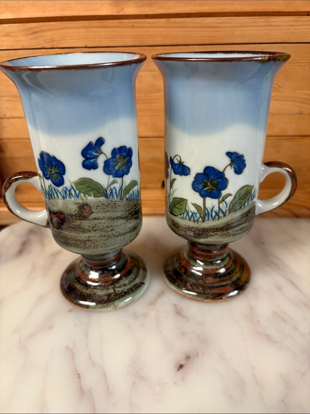 Otagiri Stoneware Irish Cream Blue Floral Ceramic Pedestal Mugs